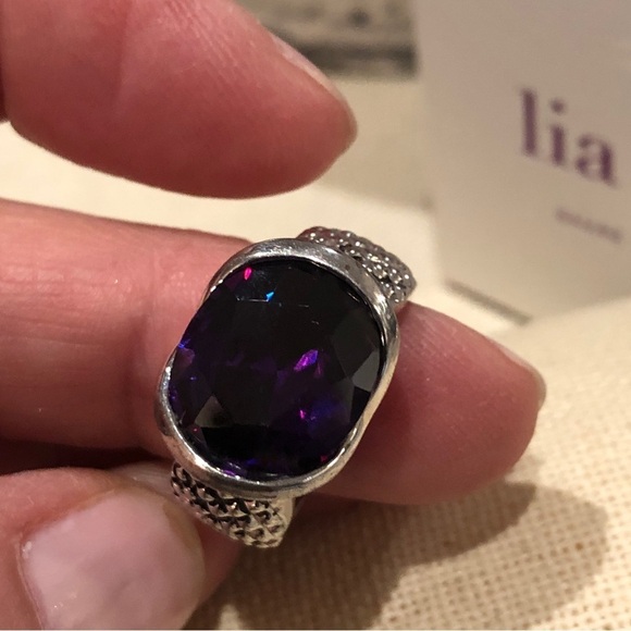 Lia Sophia Silver Ring with Purple Stone - Picture 4 of 10